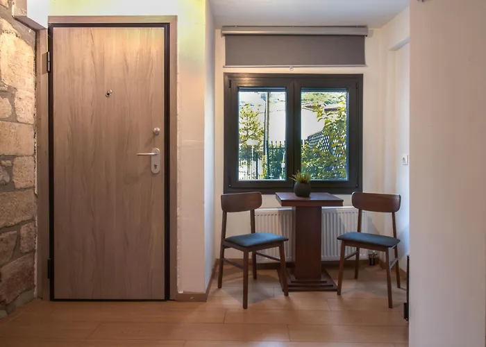 1951 Apartment Kalambaka